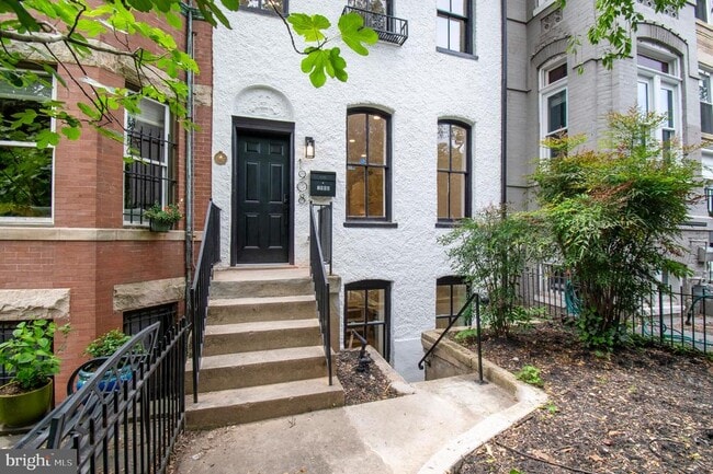 property at 1908 16th St NW