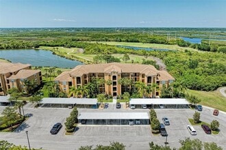 8403 Grand Estuary Trail, Unit 107 in Bradenton, FL - Foto de edificio - Building Photo