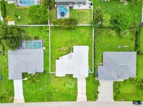 709 SW 9th Ave in Cape Coral, FL - Building Photo - Building Photo