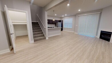 6101 Hanover Woods Dr in Caledonia, MI - Building Photo - Building Photo