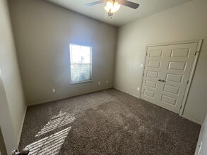 6704 Pontiac Ave in Lubbock, TX - Building Photo - Building Photo