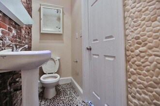 82 Bremen St, Unit 2 in Boston, MA - Building Photo - Building Photo