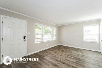 205 De Smet Dr in Florissant, MO - Building Photo - Building Photo