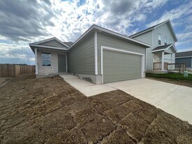 5479 Daphne Path in San Antonio, TX - Building Photo