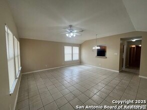 7703 Chatsworth in San Antonio, TX - Building Photo - Building Photo