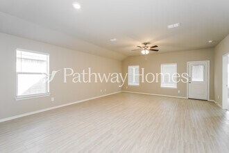 8452 Coffee Spgs Dr in Fort Worth, TX - Building Photo - Building Photo