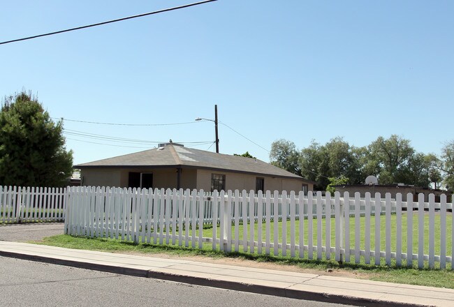 Por Of The Lofts in Phoenix, AZ - Building Photo - Building Photo