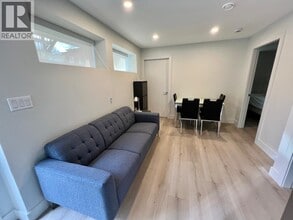 105 E 39th Ave in Vancouver, BC - Building Photo - Building Photo