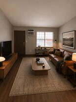 311 W Naches Ave in Selah, WA - Building Photo