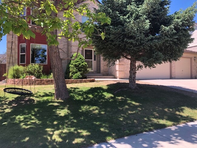 property at 655 Coveglen Ct
