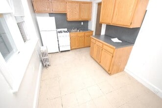 1754 Commonwealth Ave, Unit 30 in Boston, MA - Building Photo - Building Photo