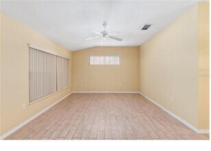 11631 SW 71st Cir in Ocala, FL - Building Photo - Building Photo