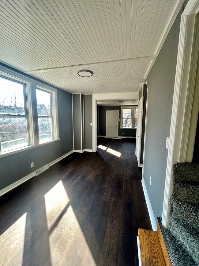 389 E King St, Unit 389 E King St in Chambersburg, PA - Building Photo - Building Photo