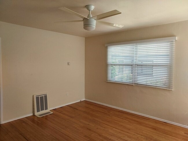 2447 Boundary St in San Diego, CA - Building Photo - Building Photo