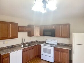 1160 Darby St in Colorado Springs, CO - Foto de edificio - Building Photo