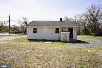 513 Plover Rd in Salisbury, MD - Building Photo - Building Photo
