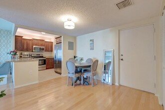 55 SW 2nd Ave in Boca Raton, FL - Building Photo - Building Photo