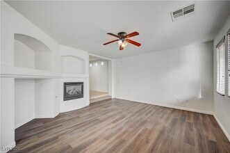9299 Adamshurst Ave in Las Vegas, NV - Building Photo - Building Photo