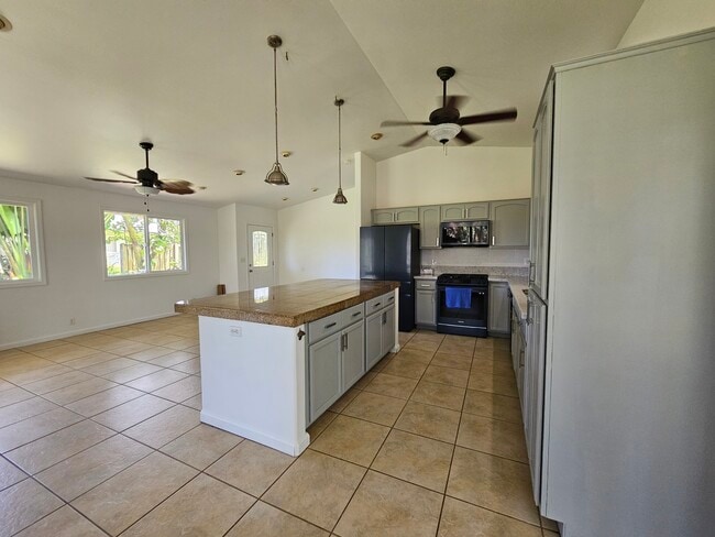 15-1817-1817 14th Ave in Keaau, HI - Building Photo - Building Photo