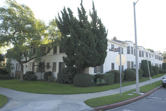 3288 Lowry Rd in Los Angeles, CA - Building Photo - Building Photo