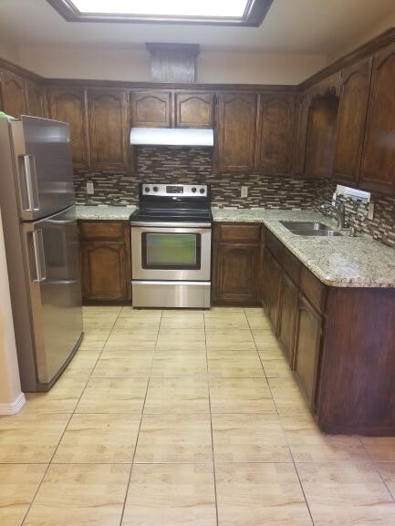 1824 Tierra Dulce Dr in Edinburg, TX - Building Photo
