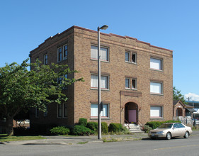 Kelley Arms Apartments in Tacoma, WA - Building Photo - Building Photo