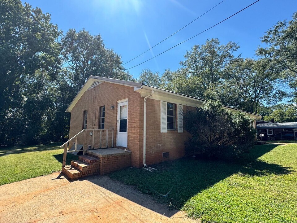122 Woodland Ave in Shelby, NC - Building Photo