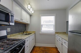 3707 W McLean Ave in Chicago, IL - Building Photo - Building Photo