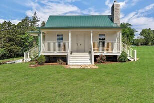 3190 Carl Rd in Franklin, TN - Building Photo