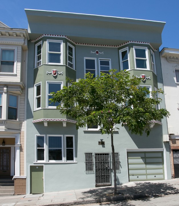 180 Guerrero St in San Francisco, CA - Building Photo