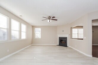 6011 Paducah Dr in Raleigh, NC - Building Photo - Building Photo