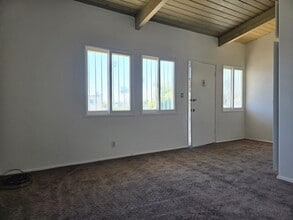 3674 Veteran Ave, Unit 4 in Los Angeles, CA - Foto de edificio - Building Photo