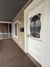 144 Jersey Ave, Unit 1 in Port Jervis, NY - Foto de edificio - Building Photo