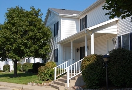 property at 515 S Silverwood Ln