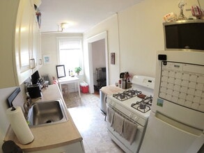 1616 Commonwealth Ave, Unit 1 in Boston, MA - Building Photo - Building Photo