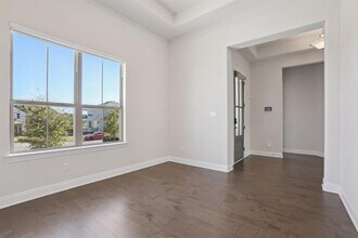 19304 Summit Glory Trl in Briarcliff, TX - Building Photo - Building Photo