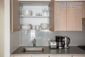 101 W 15th St, Unit FL5-ID1224 in New York, NY - Foto de edificio - Building Photo