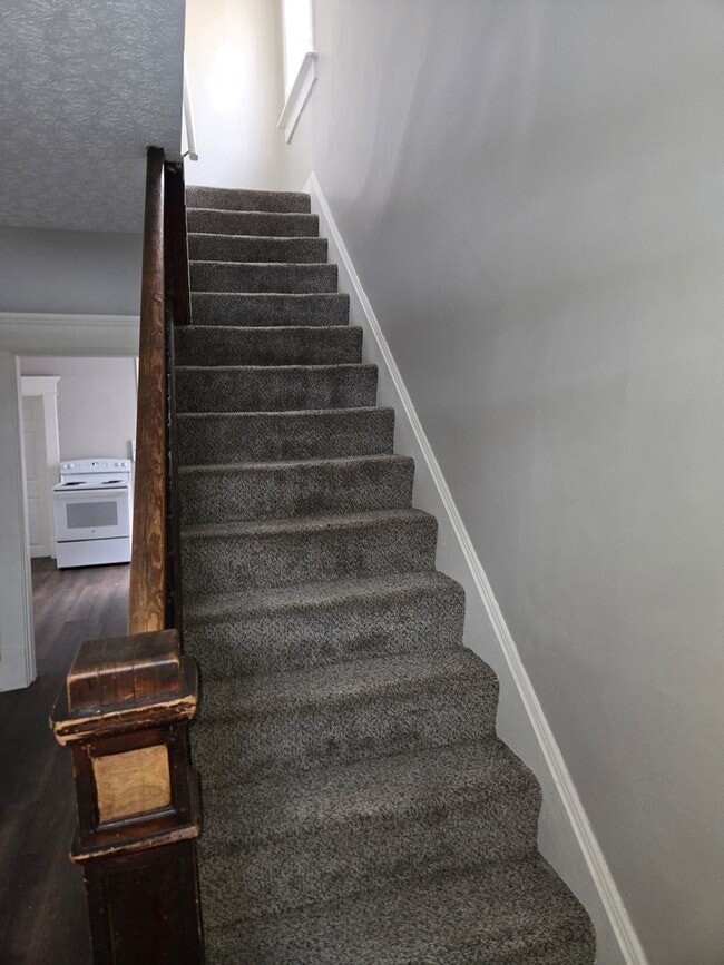 618 Carpenter St in Columbus, OH - Building Photo - Building Photo