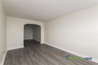 3611 Kenyon Ave photo'