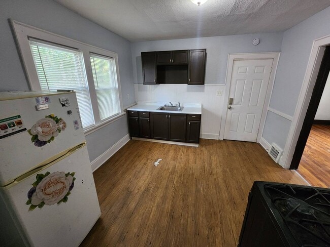 property at 12022 Griffing Ave