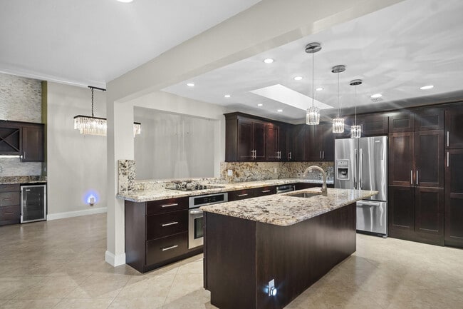 5281 Bolero Cir in Delray Beach, FL - Building Photo - Building Photo