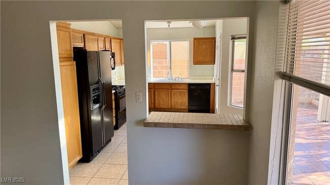 6041 Spring Harvest Dr in Las Vegas, NV - Building Photo - Building Photo