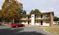 Building Photo - Gulf Mist Apartments in Gulfport, Mississippi
