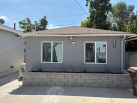 11206 Walnut St in El Monte, CA - Building Photo