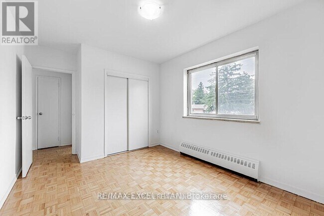 165 Colborne Ave in Richmond Hill, ON - Building Photo - Building Photo