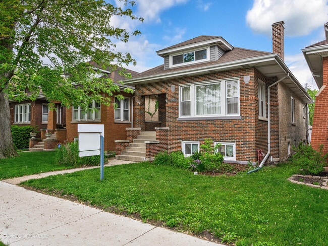 4048 W Argyle St in Chicago, IL - Building Photo - Building Photo