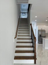 8125 St Louis St in Houston, TX - Foto de edificio - Building Photo