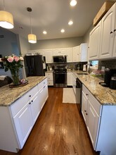 7 Ballard St in Easthampton, MA - Building Photo - Building Photo