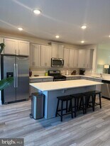 2932 Osprey Way in Frederick, MD - Building Photo