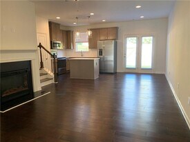 4908 Longview Walk in Decatur, GA - Building Photo